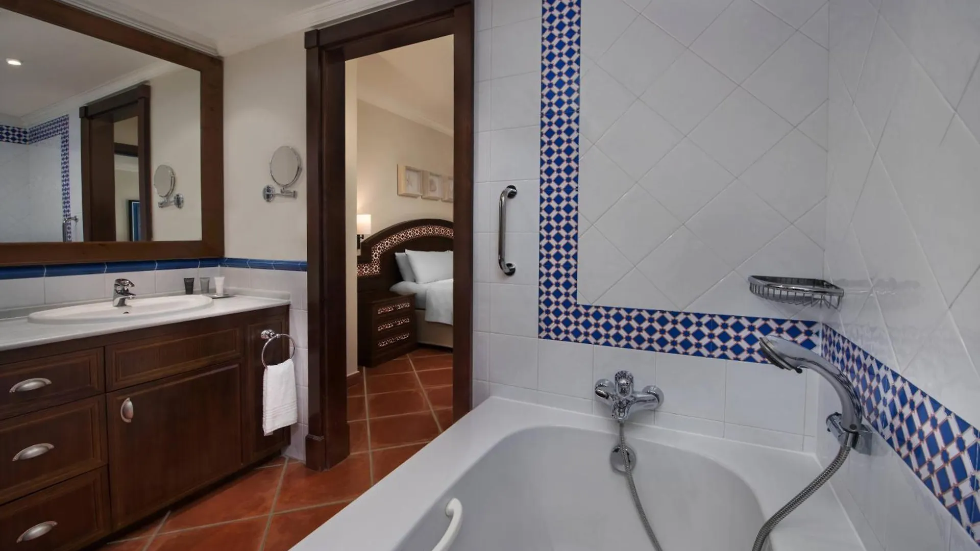 ****  Отель Marriott'S Playa Andaluza Эстепона Испания